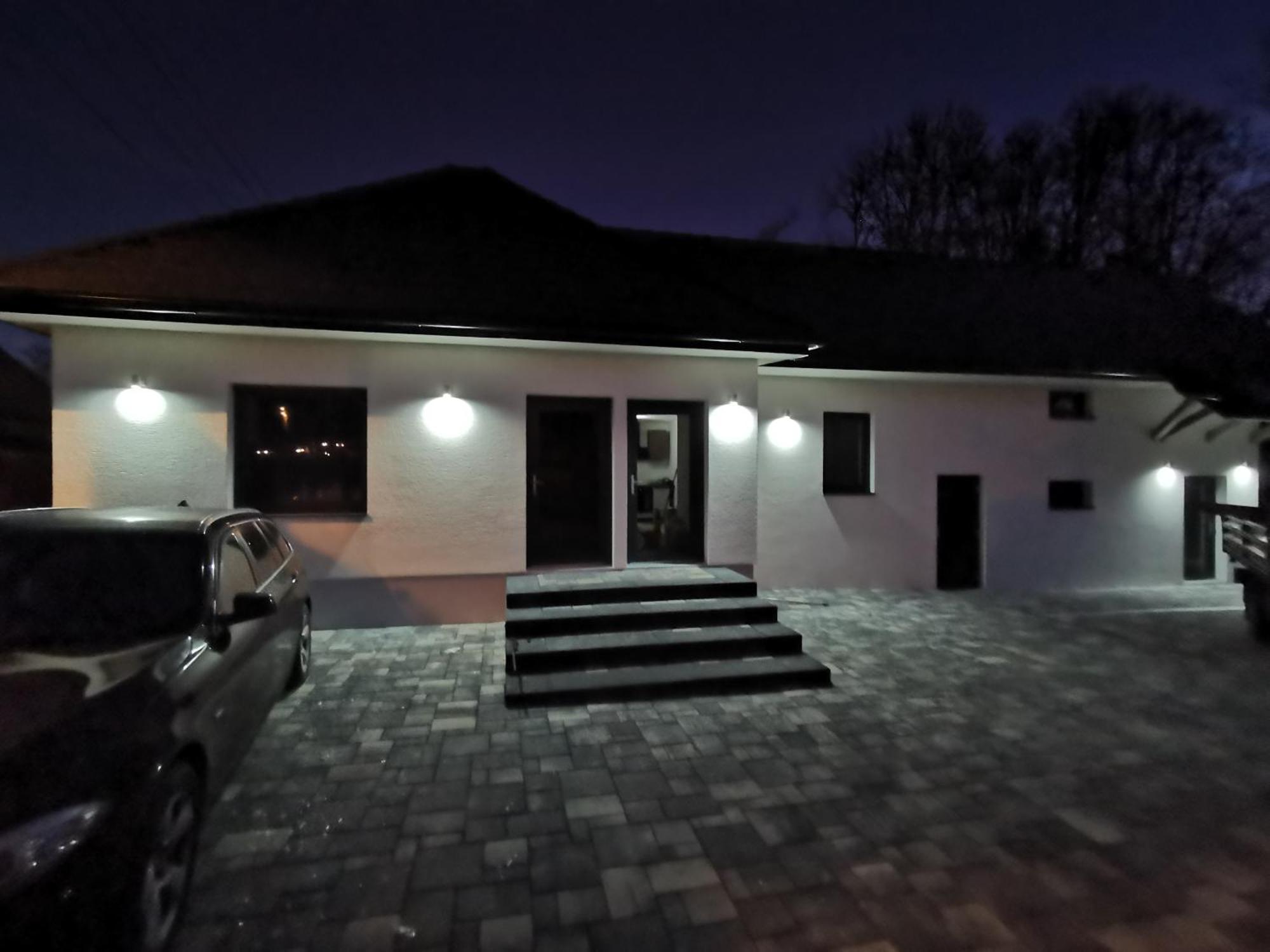 Nu Skool Apartments Liptovsky Mikulas Bagian luar foto