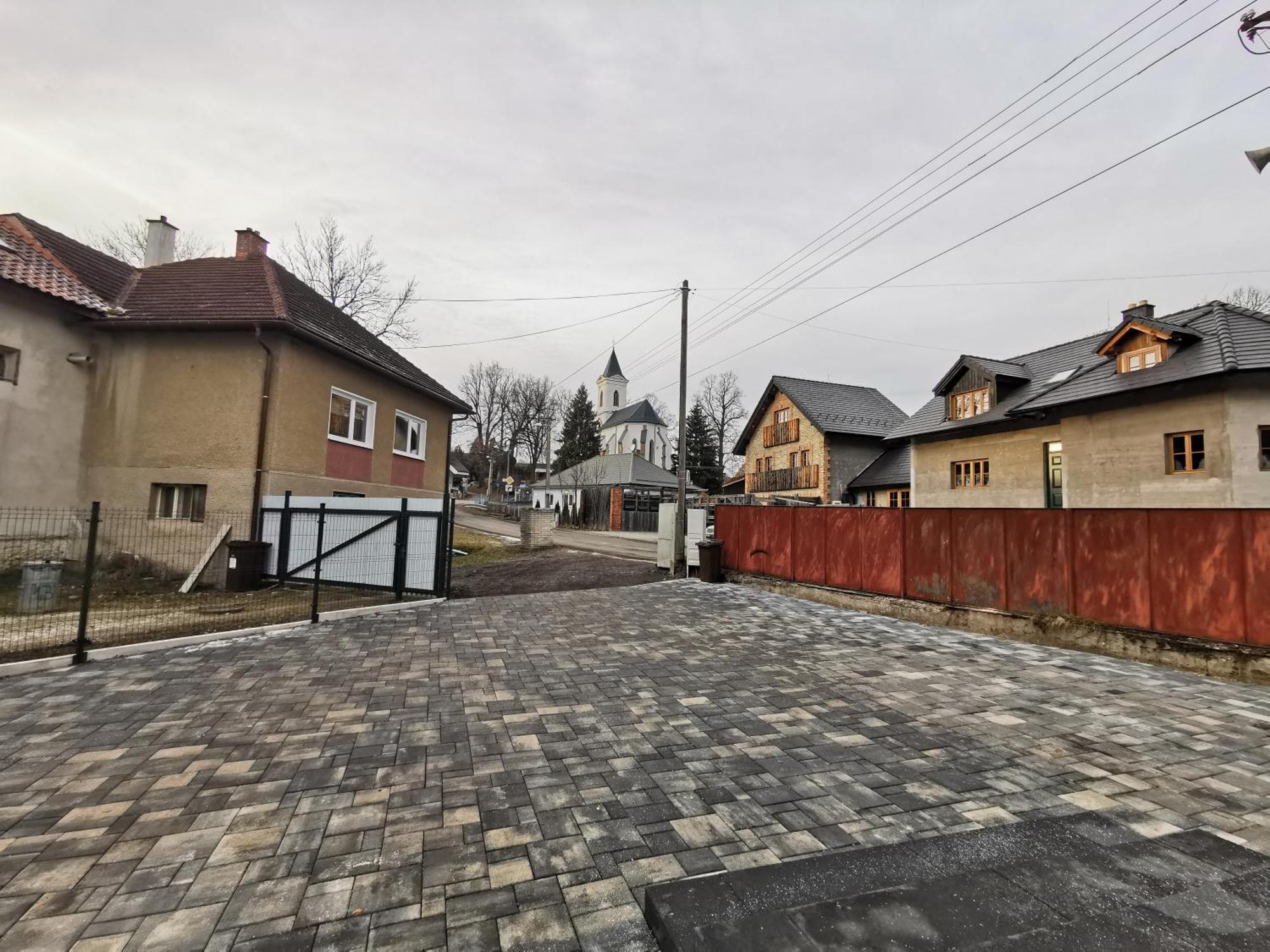 Nu Skool Apartments Liptovsky Mikulas Bagian luar foto